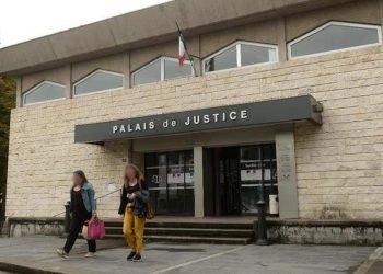 femme voilee restaurant refusee