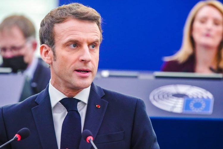 Emmanuel Macron a prédit le résultat du match France-Pologne – Thebuzzly