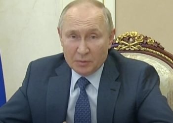 Vladimir Poutine fait une annonce choc sur les armes nucléaires