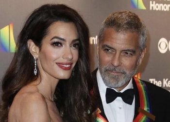 Amal Clooney a-t-elle abusé de la chirurgie ?  « Elle ne se ressemble même pas !  »