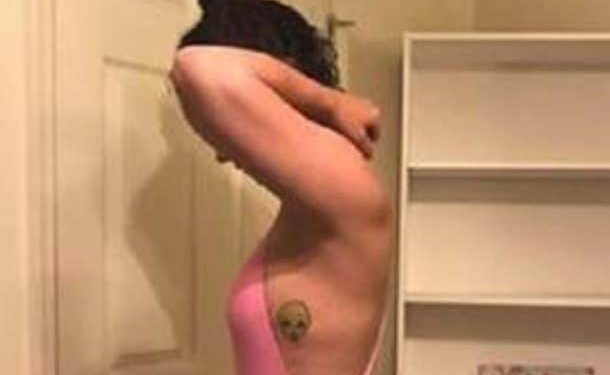 Cette jeune femme a été expulsée de la piscine de sa résidence, car son maillot de bain pouvait "exciter les ados"... – Thebuzzly