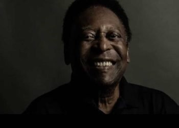 Pelé hospitalisé, le comportement de ses proches agace les internautes