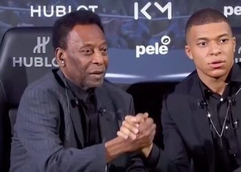 Pelé rencontre Mbappé