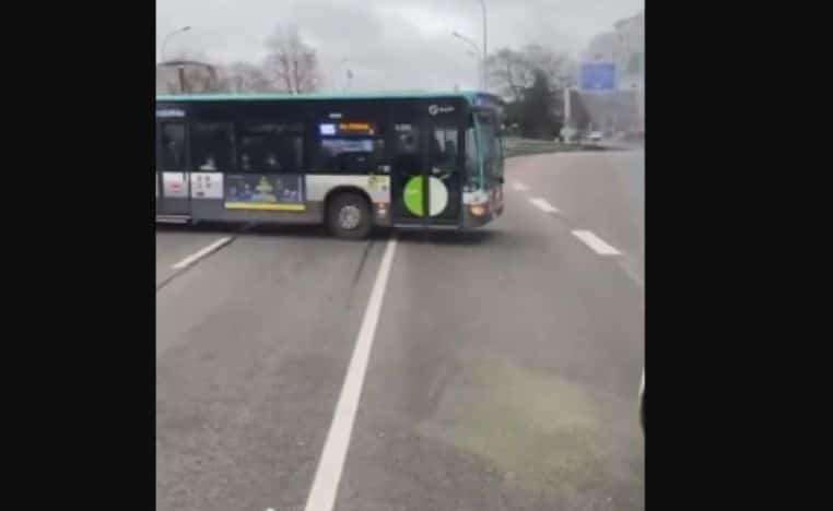 bus paris ratp périphérique contrasens vidéo