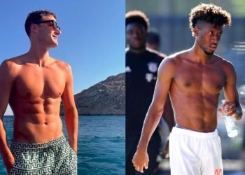 Les joueurs de l'équipe de France lâchent le maillot