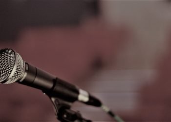 Un célèbre chanteur est décédé des suites d'une "courte maladie"...