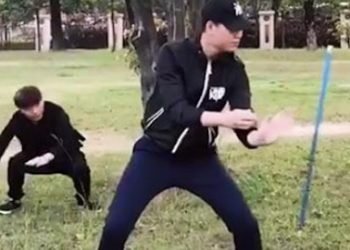 Il révèle le tour de son ami magicien !  (vidéo)