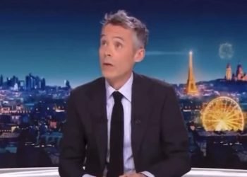 Quotidien touché par une violente explosion en pleine diffusion
