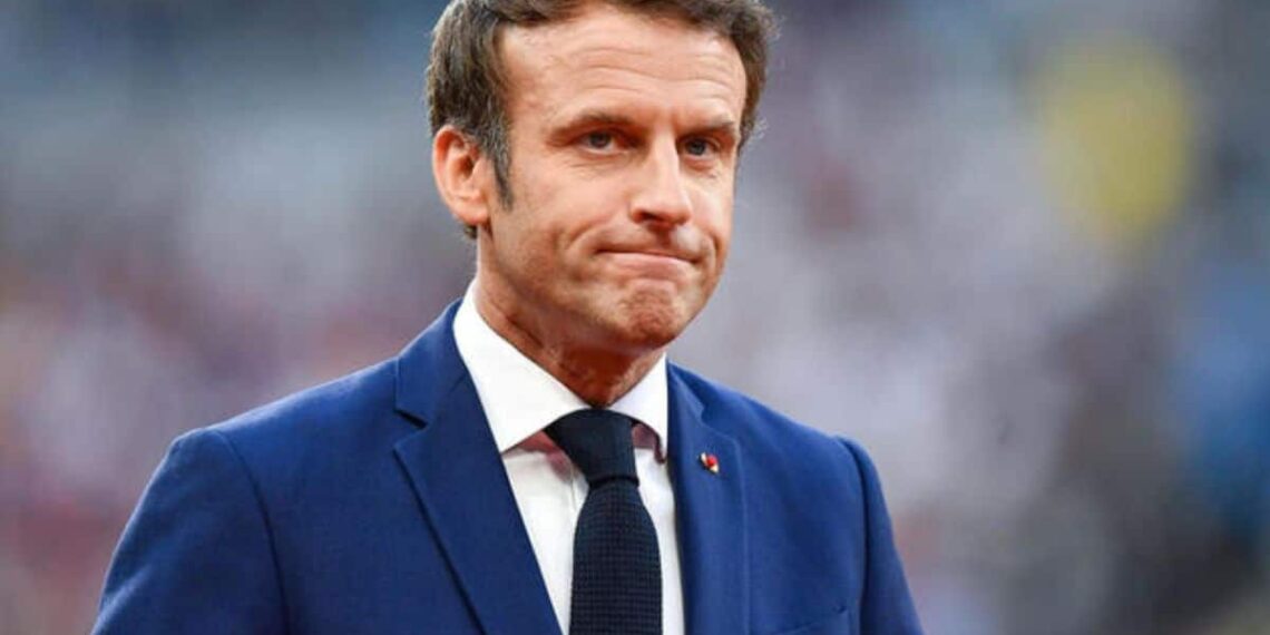Emmanuel Macron révèle pourquoi aucun de ses invités ne tombera sur la fève

 