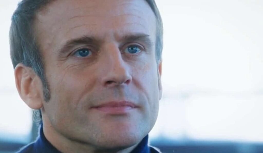 Emmanuel Macron au bord des larmes que sest-il passé macron