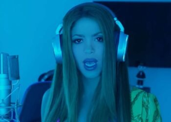 « Tu as changé une Ferrari pour une Twingo » : Shakira règle, en rythme, ses comptes avec son ex