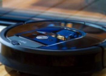 aspirateur femme toilettes photo facebook