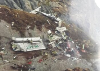 nepal crash avion mort accident