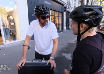 Le déguisement de "souhait" du candidat déçoit les téléspectateurs (vidéo)