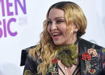 Le maire d'Amiens fait une drôle de demande à Madonna (vidéo)