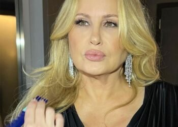 Ce look de cheveux décontracté était partout aux Critics 'Choice Awards