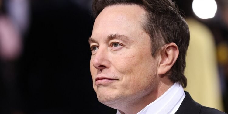 Elon Musk Calls Hiring Law Firm Perkins Coie an Error by Twitter’s Team