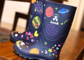 Enregistrement : maquillage Jane Iredale, bottes de pluie Kamik et absence de l'agitation