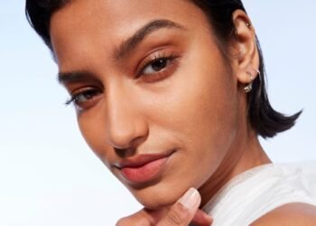 MAC Cosmetics lance une collection de soins de la peau Hyper Real