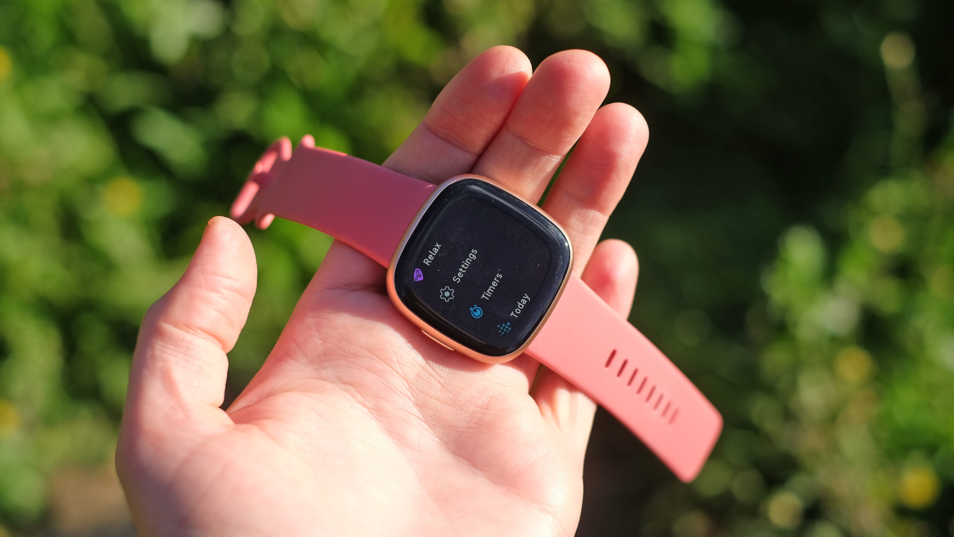 Obtenez jusqu'à 43% de réduction sur les meilleures montres intelligentes avec ces offres Fitbit de janvier