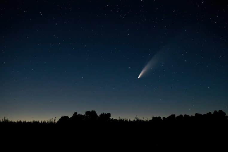 Comète visible sur Terre  