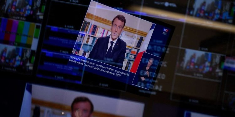 Pour 2023, Emmanuel Macron mise tout sur la carte "travail" – Thebuzzly