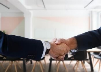 Ce pays pense à la semaine de travail de 69 heures