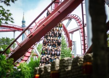 Clermont-Ferrand une jeune femme chute mortellement d