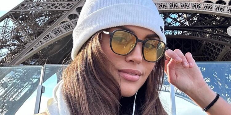 l'ancienne miss france a confié à cette célébrité qu'elle aimerait "Pécho" – Thebuzzly