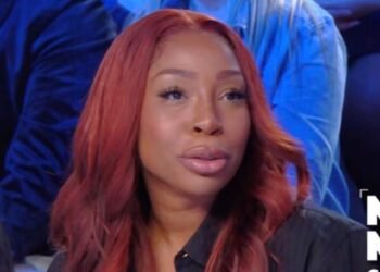 Cette candidate de télé-réalité balance sur les mensonges de son chirurgien lors d'une opération ratée (vidéo)