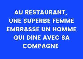 Au restaurant, une belle femme embrasse un homme qui dîne avec sa petite amie