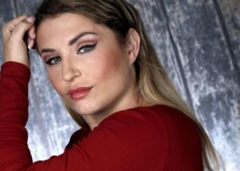 amandine pellissard furieuse police chez elle