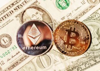 BTC, ETH Record Minor Price Spikes, Most Altcoins Register Significant Profits