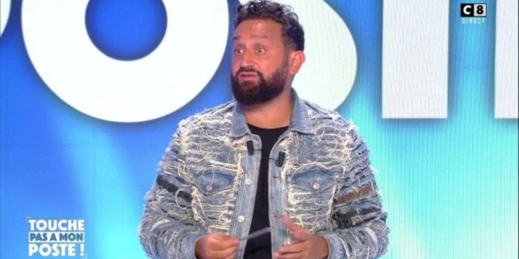 Cyril Hanouna recadre un chroniqueur de TPMP en plein direct