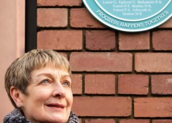 La découverte du gène BRCA2 a révolutionné les tests de dépistage du cancer du sein. Voici à quoi cela ressemblait d'être une femme dans l'équipe de recherche