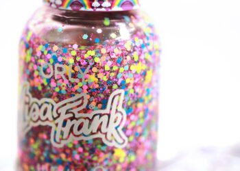 Lisa Frank Obsession - Blog maquillage et beauté