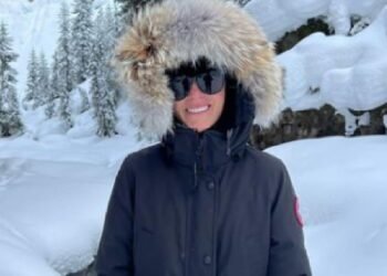 Laeticia Hallyday vivement critiquée pour avoir choisi des vêtements en fourrure