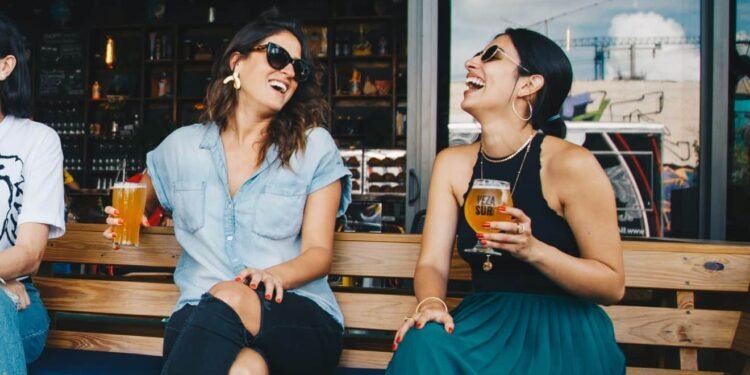 Une étude révèle la boisson préférée des jeunes, et ce n'est pas la bière !