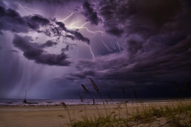 Plusieurs départements en alerte orage, êtes-vous concerné ? – Thebuzzly