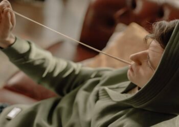 Est-ce que le chewing-gum contient réellement du plastique