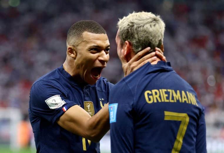 Didier Deschamps sort du silence sur sa décision – Thebuzzly