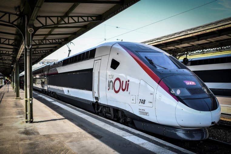 SNCF trains train argent france voyage voyage paris budget