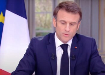 Emmanuel Macron sur le point de se séparer de son Premier ministre ?