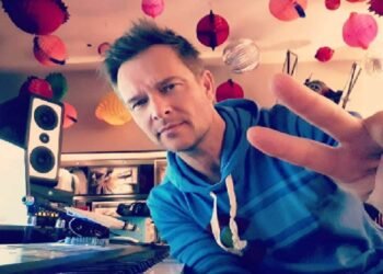 Découvrez la raison qui a conduit David Hallyday à choisir le même nom de scène que son célèbre père, Johnny Hallyday