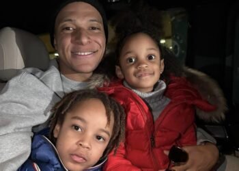 Kylian Mbappé : qui sont ses deux "bébés" ?
