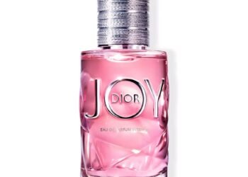 17 meilleurs parfums longue durée 2023 qui restent toute la journée