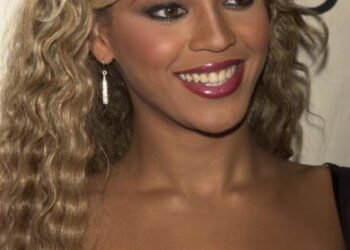 Photo de Beyonce portant des tresses pick and drop