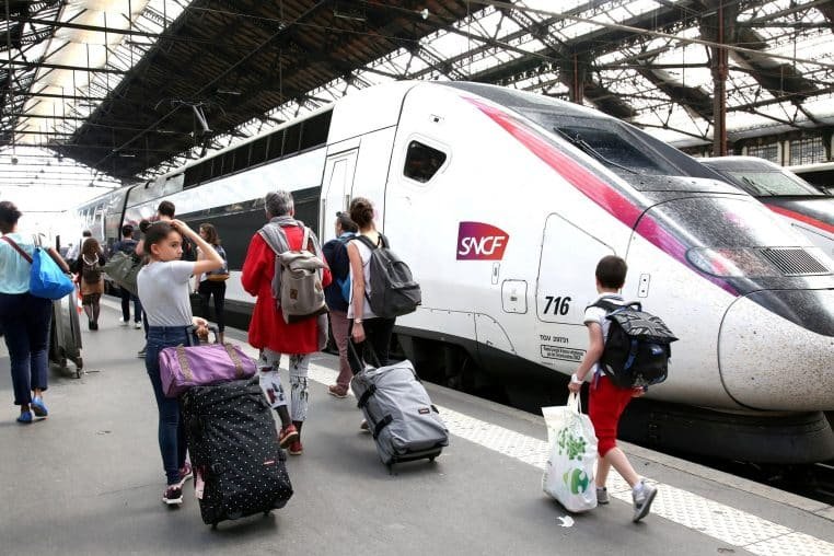 SNCF trains train argent france voyage voyage paris budget