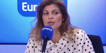 Maeva Ghennam provoque un scandale dans un aéroport après avoir raté son avion (vidéo) – Thebuzzly