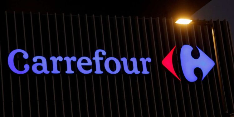 Carrefour accordera jusqu'à douze jours d'absence par an à ses salariés souffrant d'endométriose